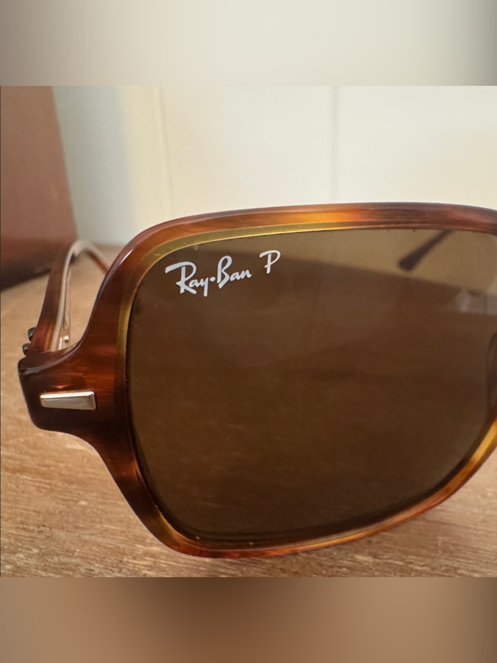 Ray-Ban Brown Tortoiseshell Polarized Sunglasses - Picture 3 of 6